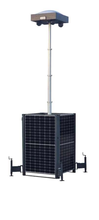 Tour de surveillance autonome équipée d’un panneau solaire